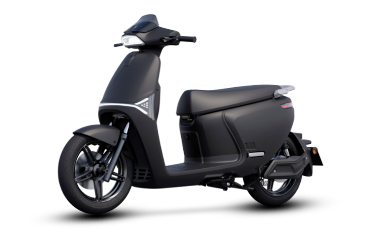 Dimentro aterriza en España, Andorra y Portugal de lamano de Wellta Motors 2 DM E3 Negra